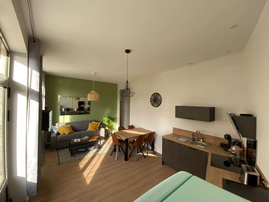 Appartement Centre-Ville * Rdc * Clim * Wifi * Haut De Gamme * Angoulême Екстериор снимка